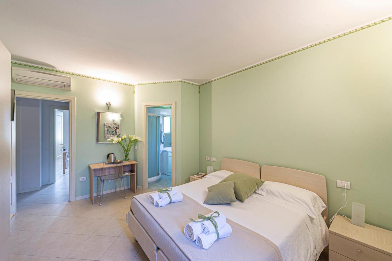 B&B Casa Paola Moniga del Garda Exterior foto